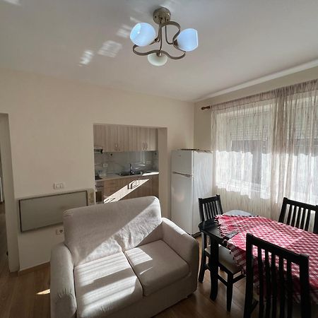 Skanderbeg Square Apartment Тирана Экстерьер фото