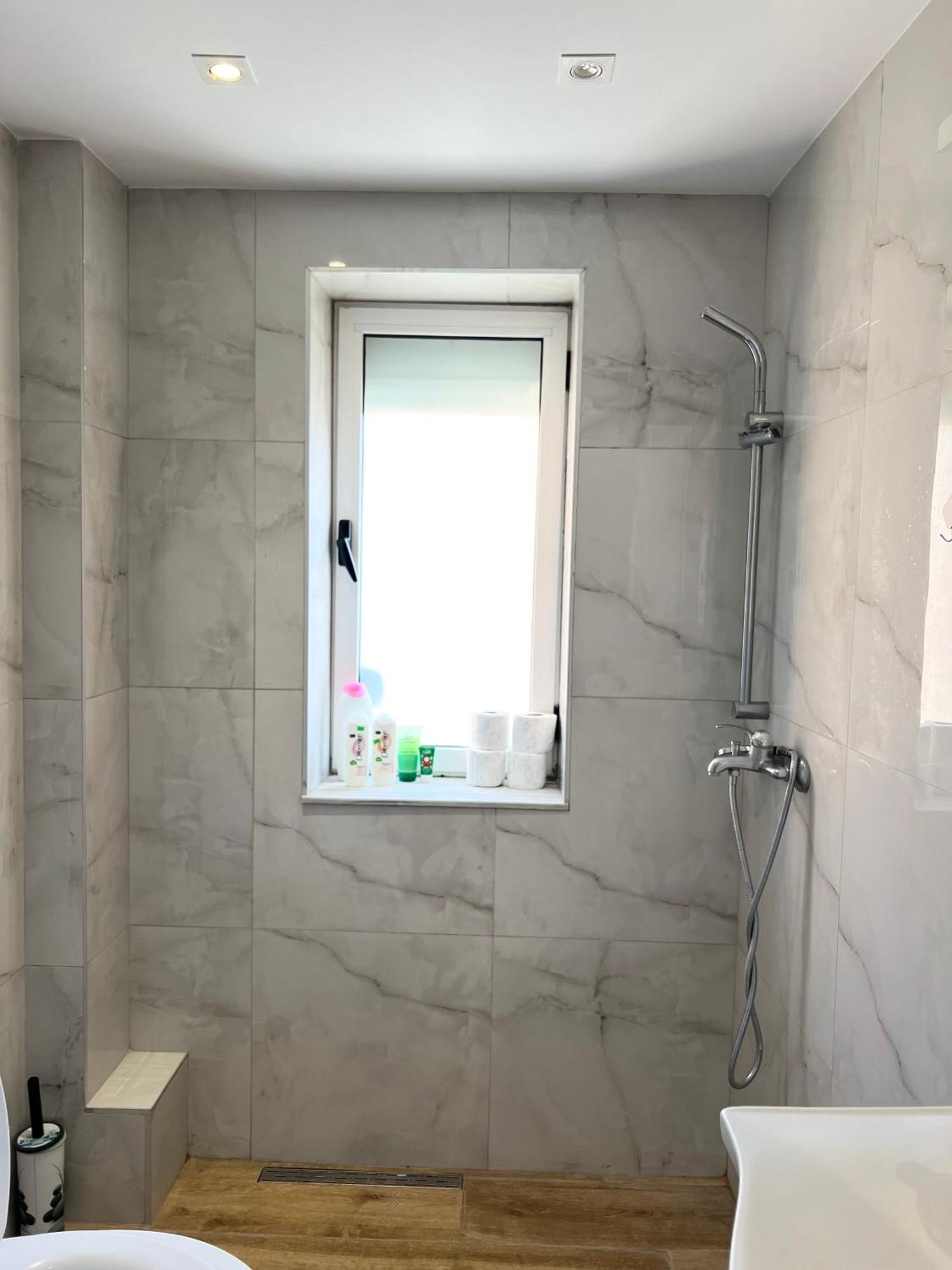 Skanderbeg Square Apartment Тирана Экстерьер фото